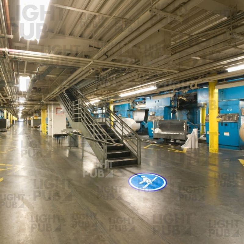 Illuminated signs to prevent stair falls